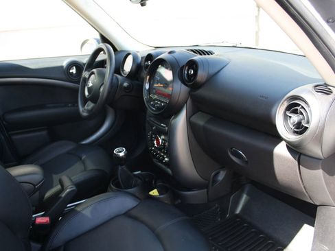 Used 2015 MINI Cooper Countryman S image 13