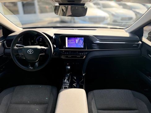 Used 2025 Toyota Camry LE image 22