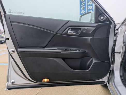 Used 2014 Honda Accord EX-L image 11