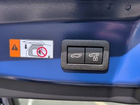 New 2026 Toyota Prius Plug-In Hybrid FWD image 34