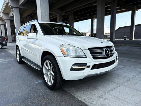 Used 2012 Mercedes-Benz GL 450 4MATIC image 3