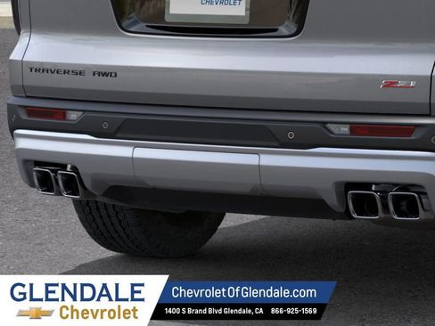 New 2026 Chevrolet Traverse Z71 w/ Enhanced Driving Package AWD/4WD image 14