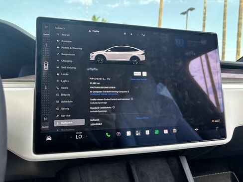Used 2022 Tesla Model X AWD/4WD image 31