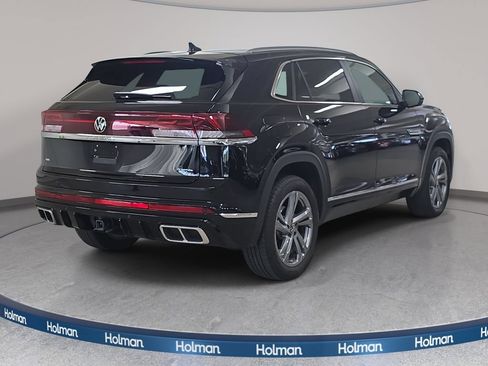 Used 2024 Volkswagen Atlas Cross Sport SEL R-Line AWD/4WD image 7