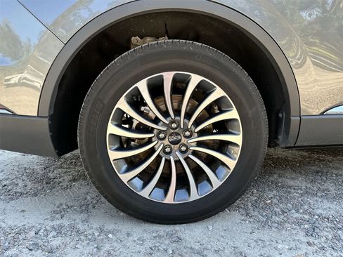 Used 2024 Lincoln Aviator Reserve image 8