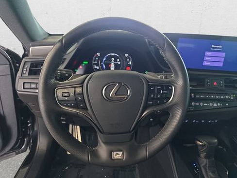 Certified 2024 Lexus ES 300h F Sport FWD image 18