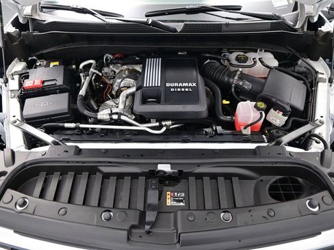 Used 2025 Chevrolet Silverado 1500 LT w/ LPO, Dark Essentials Package RWD image 45