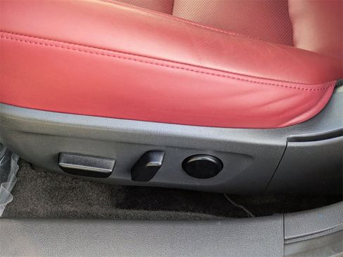 Used 2025 MAZDA MAZDA3 s image 14