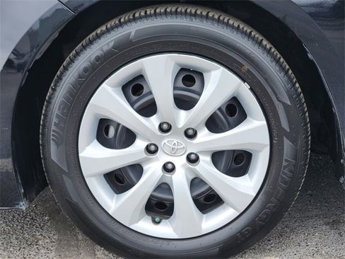 Certified 2024 Toyota Corolla LE image 7