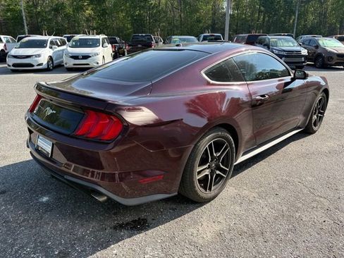 Used 2018 Ford Mustang Premium image 5