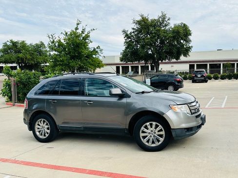 Used 2010 Ford Edge SEL FWD image 9