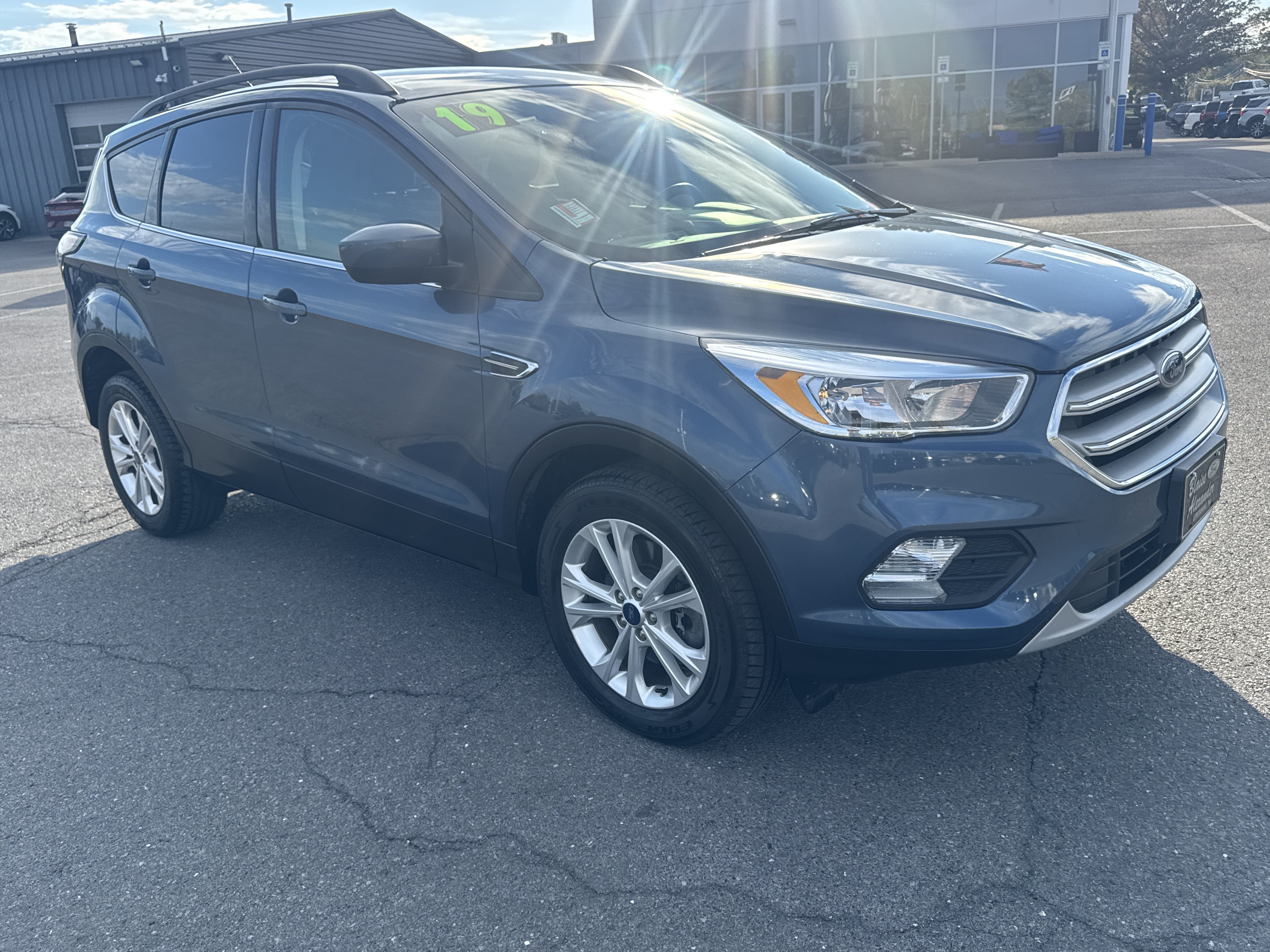 Used 2018 Ford Escape SE AWD/4WD image 1