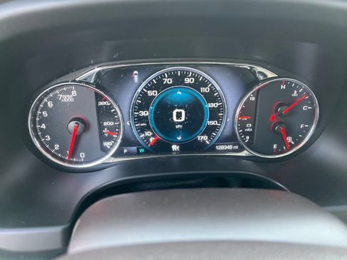 Used 2019 GMC Acadia Denali w/ Technology Package AWD/4WD image 26