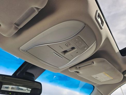 Used 2015 INFINITI QX60 AWD w/ Deluxe Touring Package image 31