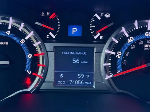 Used 2018 Toyota 4Runner SR5 image 25