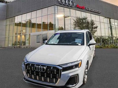 New 2025 Audi Q7 3.0T Prestige