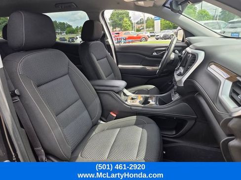 Used 2023 GMC Acadia SLE w/ Driver Convenience Package FWD image 17