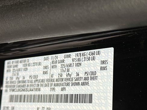 Used 2025 Ford Escape Active FWD image 12