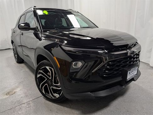 Used 2024 Chevrolet TrailBlazer RS w/ Convenience Package image 2