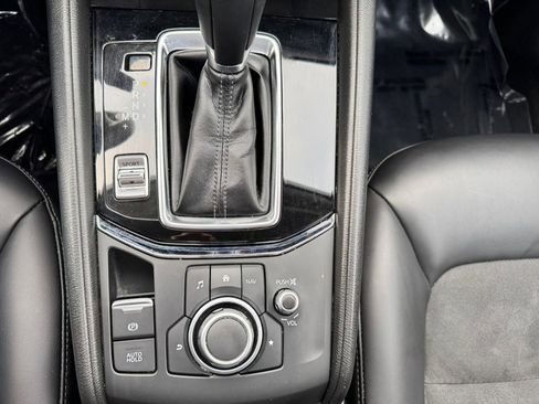 Used 2018 MAZDA CX-5 Touring w/ Preferred Equipment Package image 14