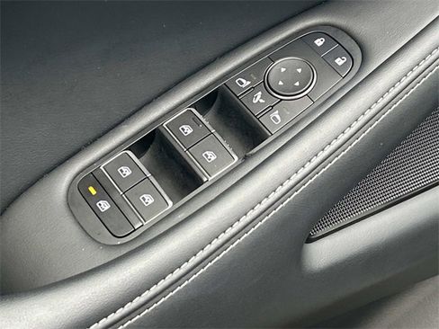 Certified 2025 INFINITI QX60 Pure image 19