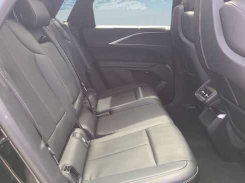 Certified 2024 Cadillac Lyriq Luxury RWD image 16