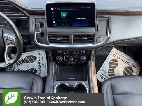 Used 2022 Chevrolet Tahoe Z71 w/ Luxury Package AWD/4WD image 30