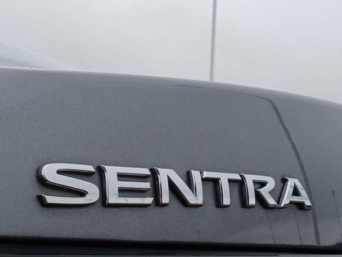 Used 2025 Nissan Sentra SV FWD image 32