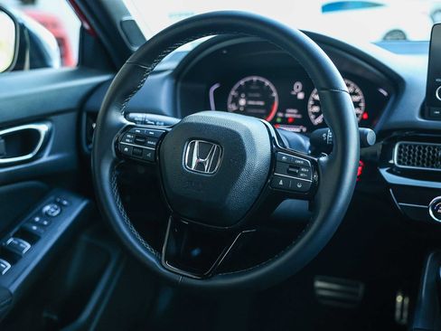 Certified 2025 Honda Civic Sport image 21