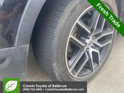 Used 2019 Ford Explorer Sport w/ Equipment Group 401A AWD/4WD image 11
