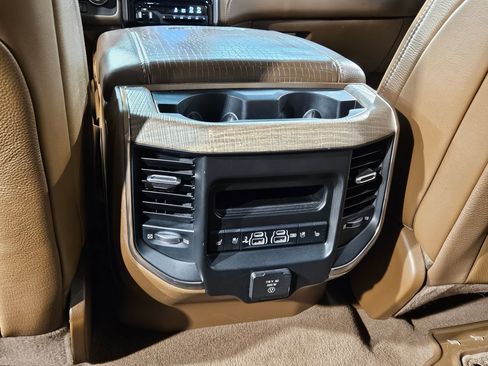 Used 2019 RAM 1500 Limited image 37