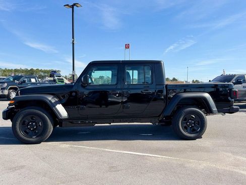 New 2026 Jeep Gladiator Sport image 19