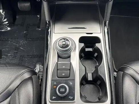 Used 2020 Ford Explorer ST w/ ST High-Performance Pack image 33