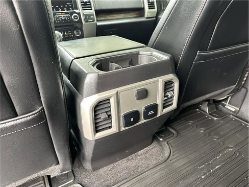 Used 2018 Ford F150 Lariat w/ Equipment Group 501A Mid AWD/4WD image 18