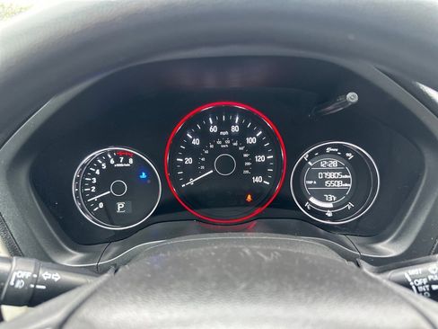 Used 2017 Honda HR-V EX image 26