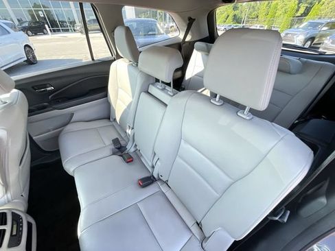 Used 2016 Honda Pilot EX-L image 17