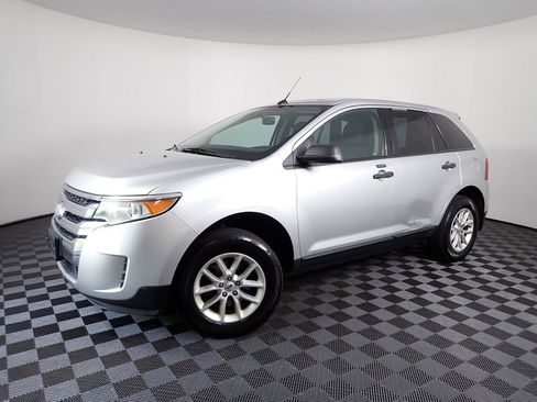 Used 2014 Ford Edge SE w/ Equipment Group 101A FWD image 7