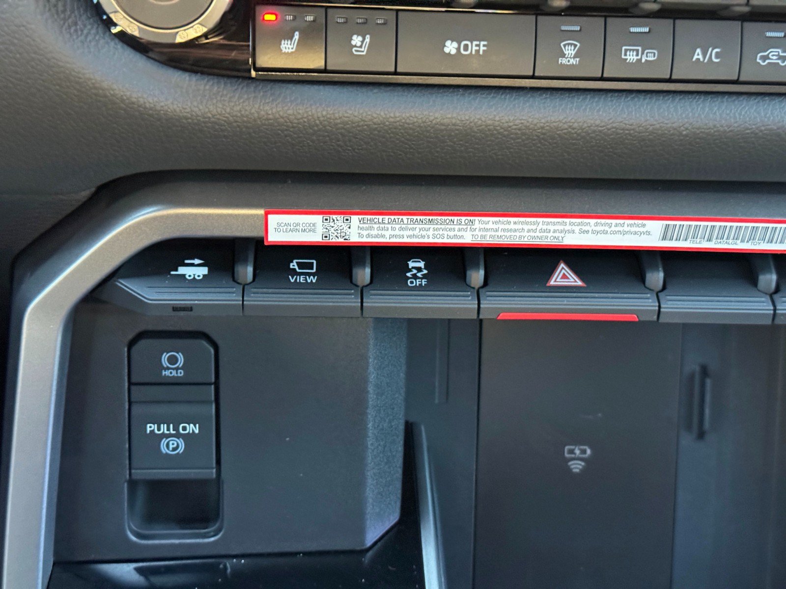 Used 2025 Toyota Tundra Limited AWD/4WD image 31