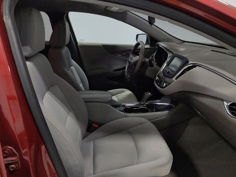 Used 2017 Chevrolet Malibu LT image 21