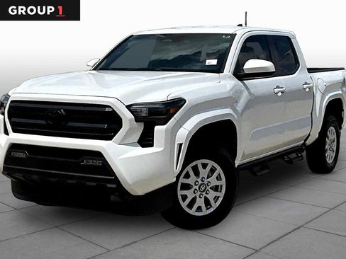 Used 2024 Toyota Tacoma SR5 image 1