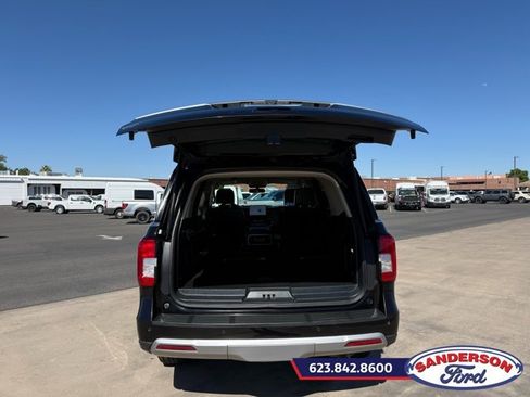 Certified 2024 Ford Expedition XLT AWD/4WD image 9