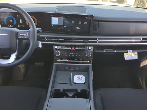 New 2026 Hyundai Santa Fe SE image 14