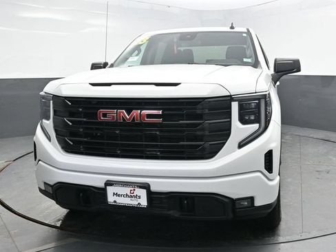 Used 2023 GMC Sierra 1500 Elevation AWD/4WD image 2