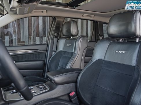 Used 2012 Jeep Grand Cherokee SRT8 w/ Luxury Group II image 13