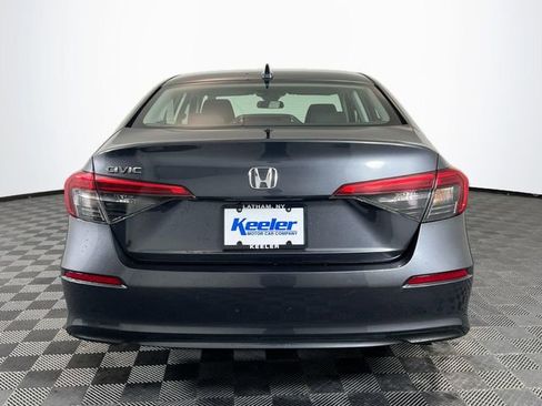 Used 2022 Honda Civic LX image 5