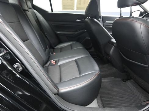 Used 2023 Nissan Altima 2.5 SR image 23