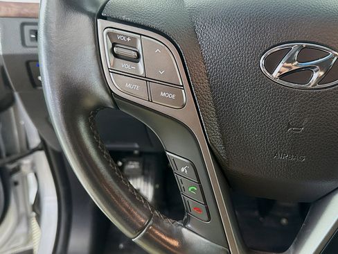 Used 2019 Hyundai Santa Fe XL SE w/ SE Premium Package 02 FWD image 14