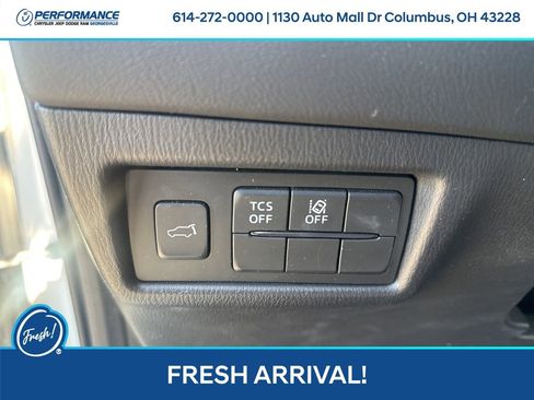 Used 2018 MAZDA CX-5 Touring w/ Preferred Equipment Package image 16