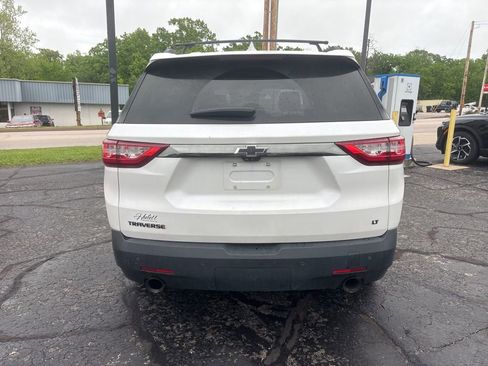 Used 2020 Chevrolet Traverse LT w/ LT Premium Package FWD image 4