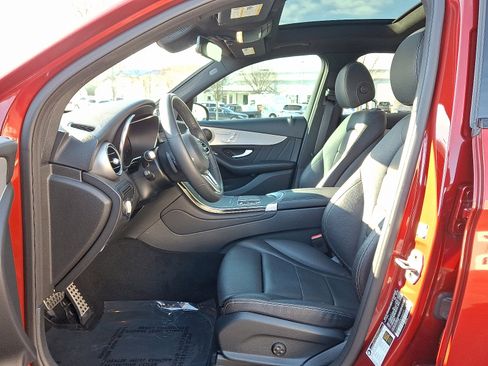 Certified 2022 Mercedes-Benz GLC 300 4MATIC image 13